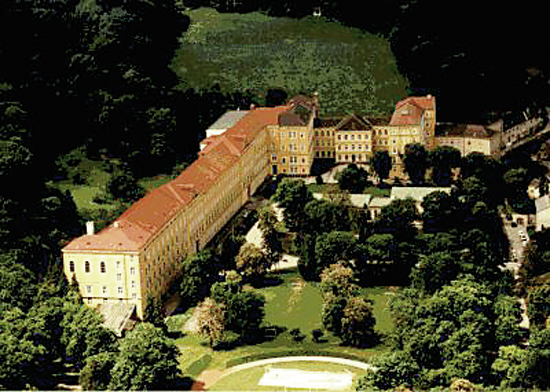 Kollegium Kalksburg Luftaufnahme
